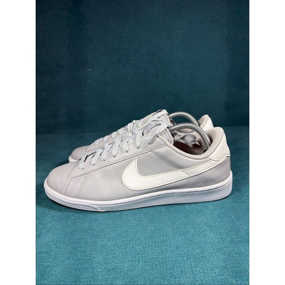 Nike Court Majestic Suede Casual Shoes Sizes 9 Men